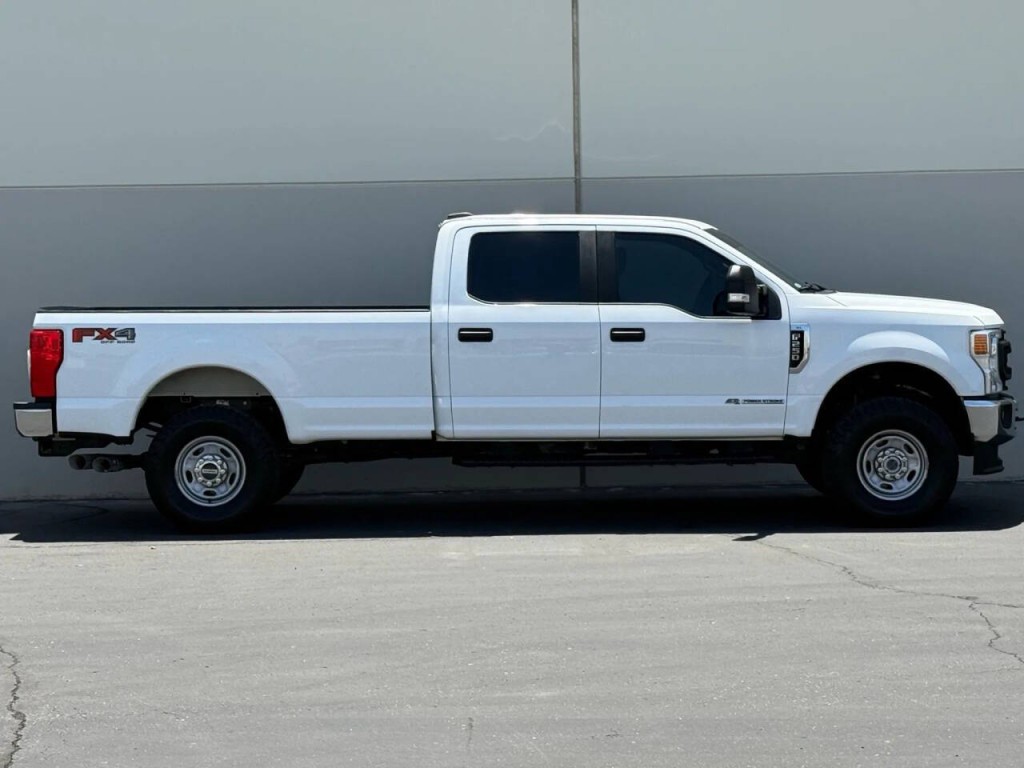 2022 Ford F-250 Image 4