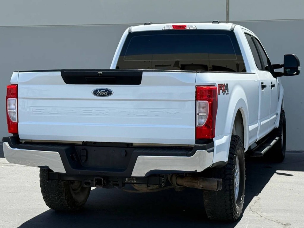 2022 Ford F-250 Image 8