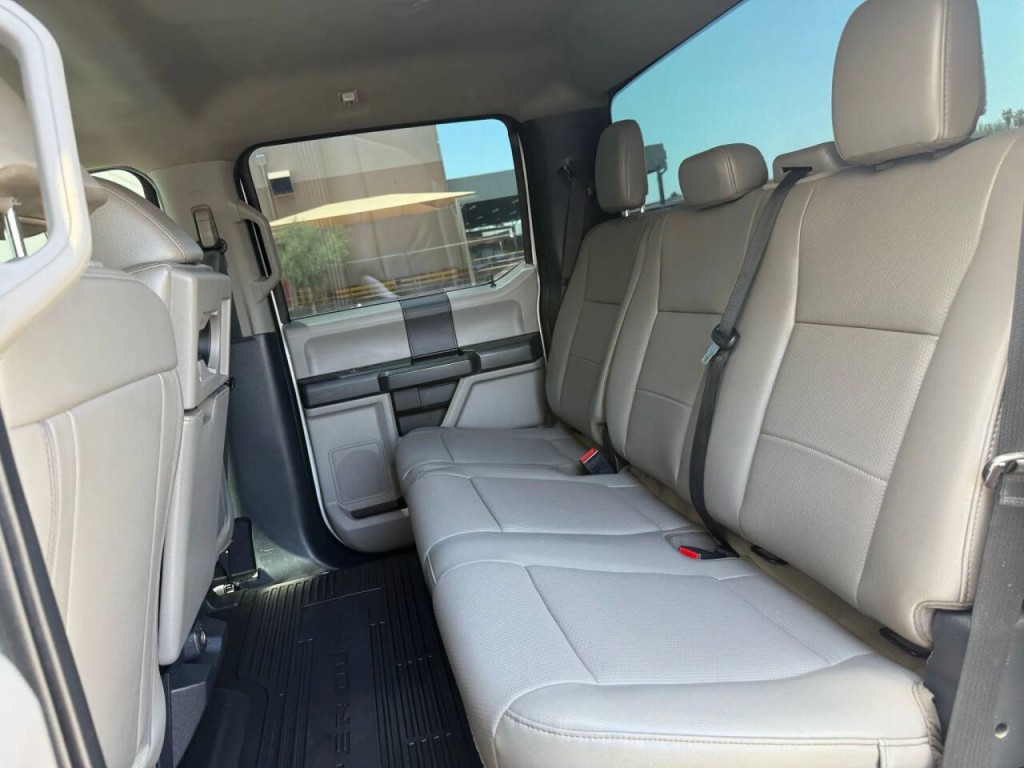 2022 Ford F-250 Image 16