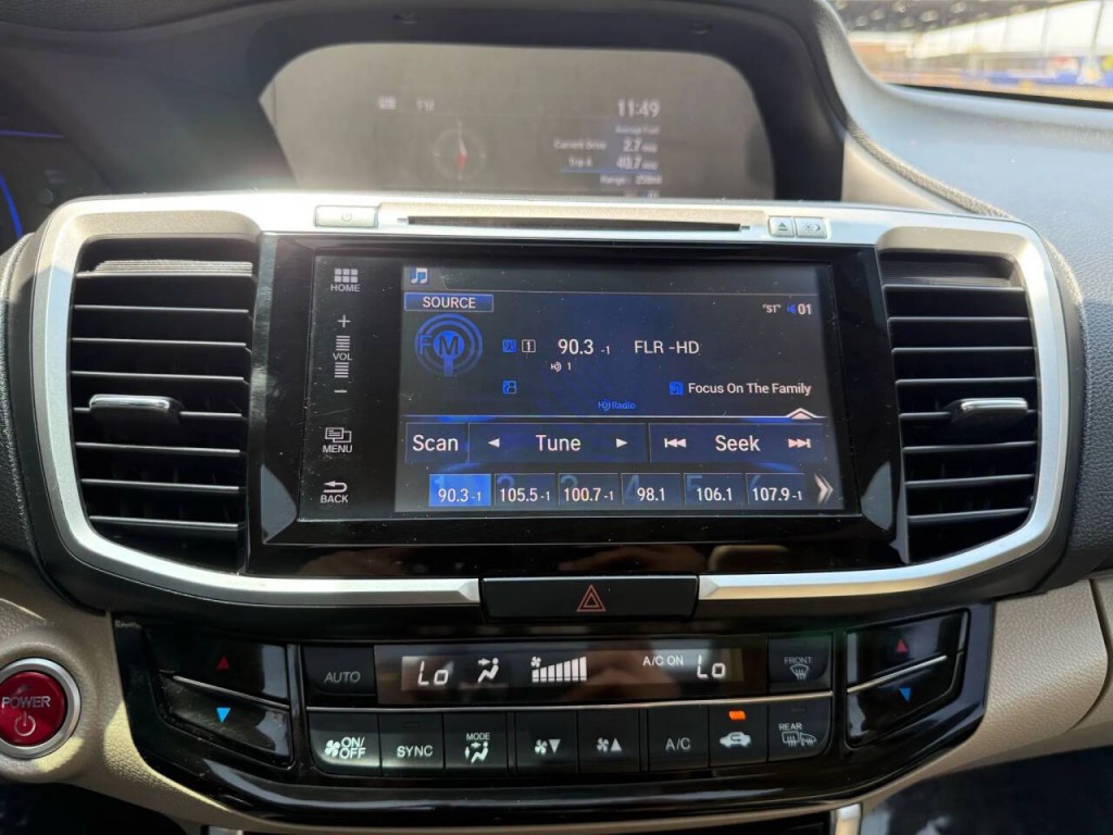 2017 Honda Accord Image 20