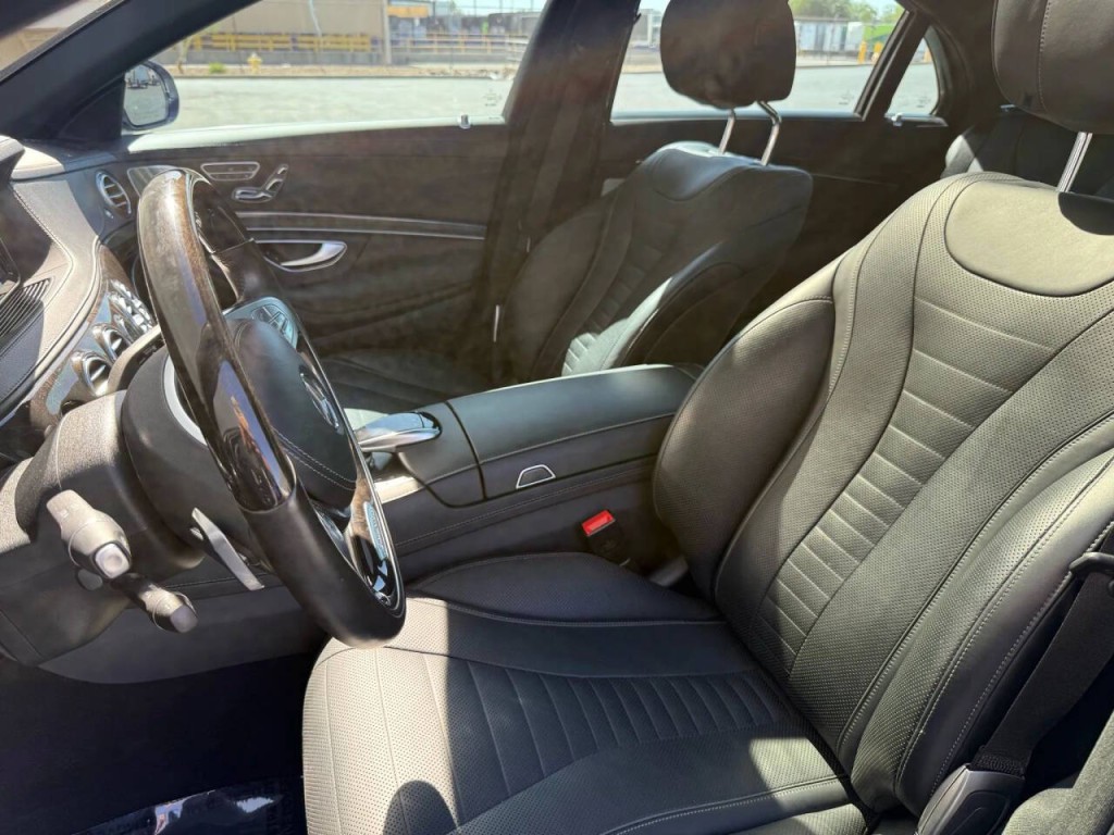 2016 Mercedes-Benz S-Class Image 9