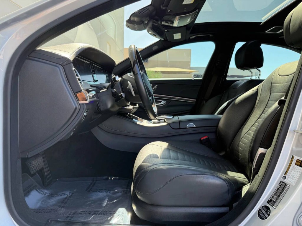 2016 Mercedes-Benz S-Class Image 10