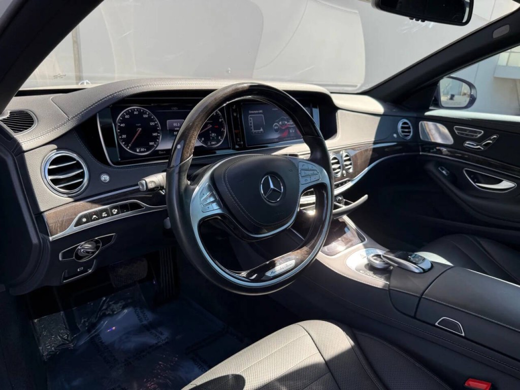 2016 Mercedes-Benz S-Class Image 11