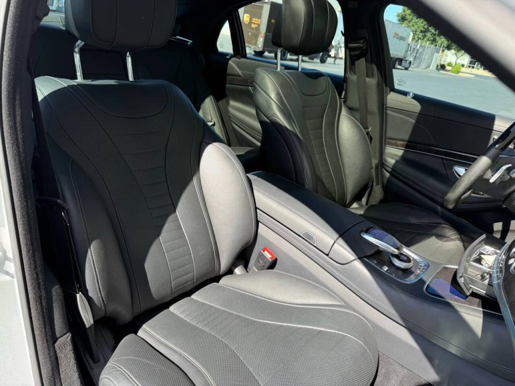 2016 Mercedes-Benz S-Class Image 20