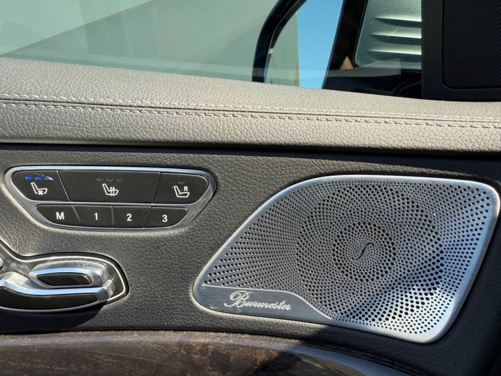 2016 Mercedes-Benz S-Class Image 22