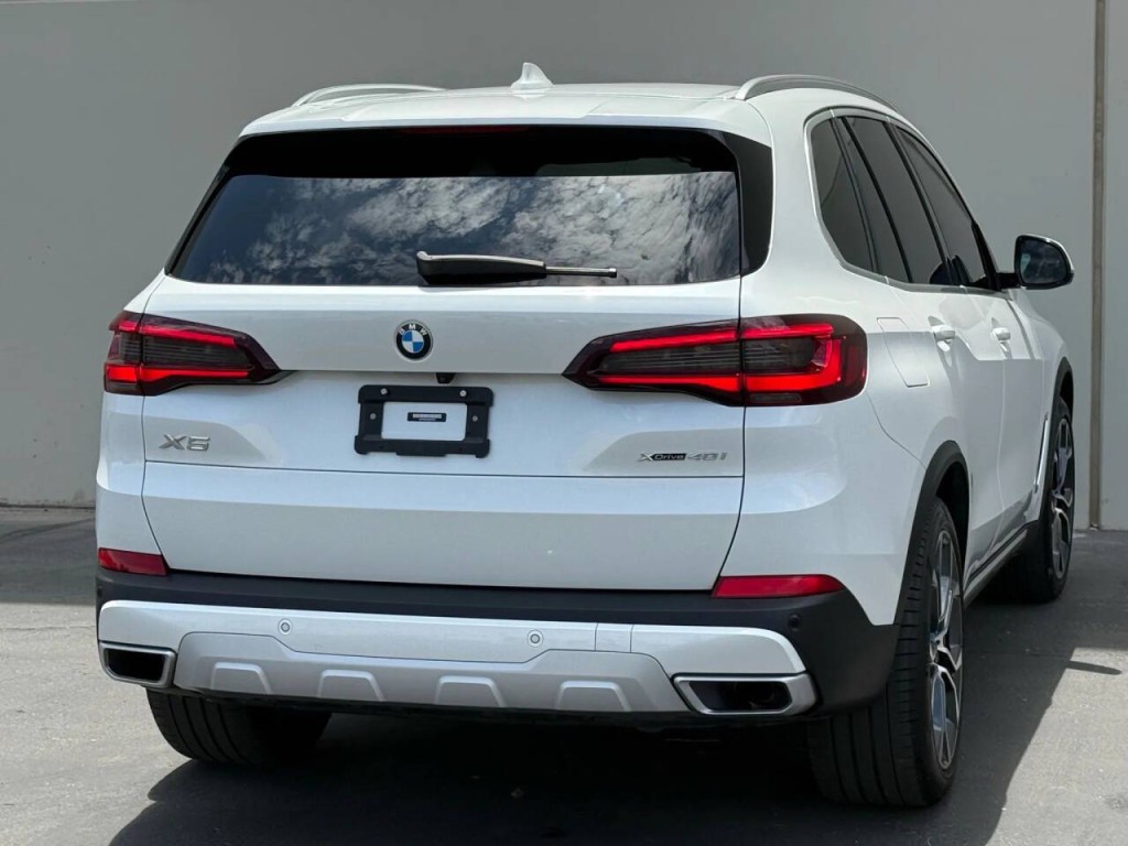 2022 BMW X5 Image 8