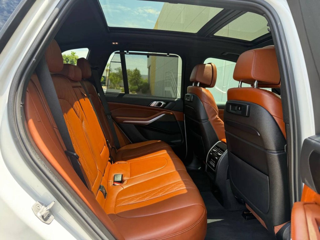 2022 BMW X5 Image 18