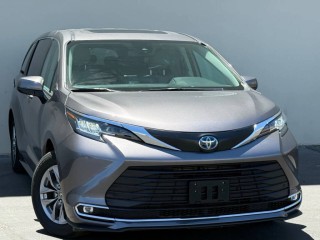 Image for 2023 Toyota Sienna XLE ID: 6715212