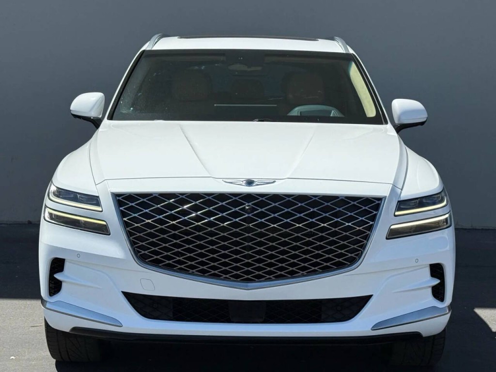 2023 Genesis GV80 Image 2