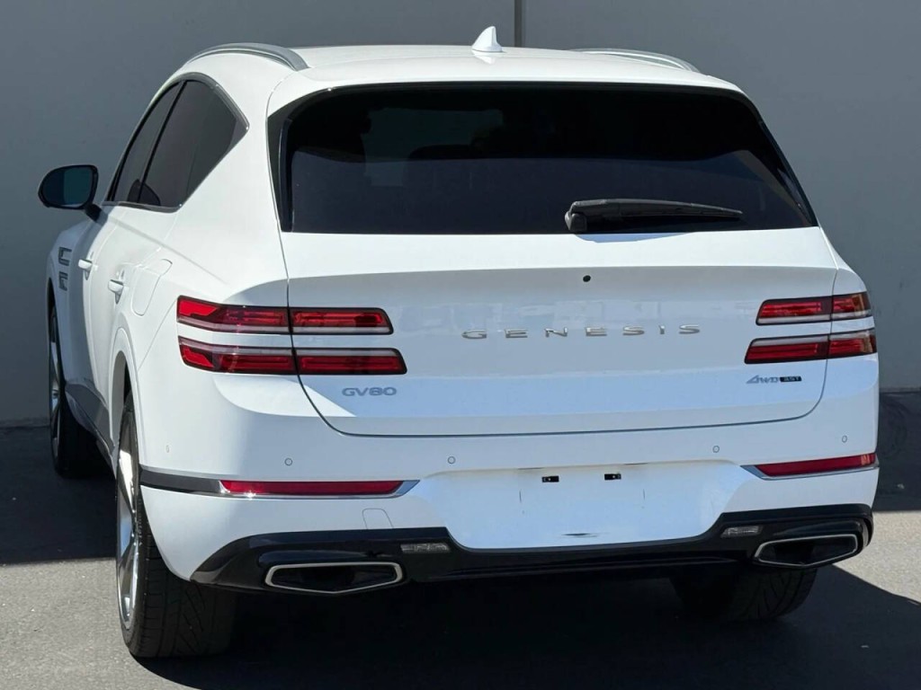 2023 Genesis GV80 Image 6