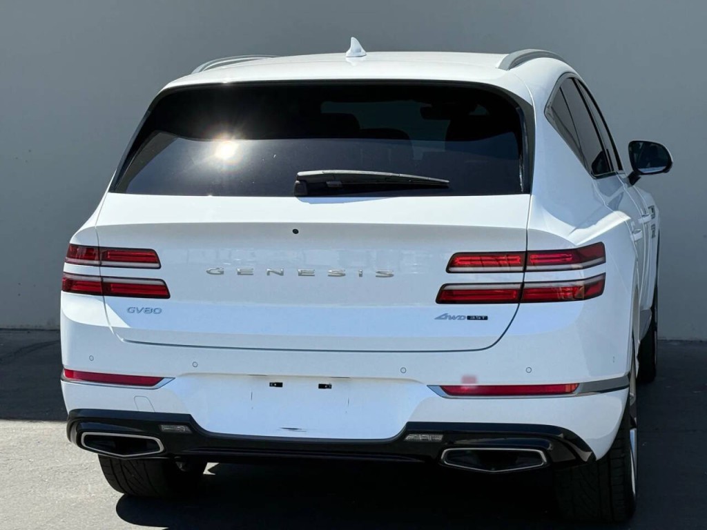 2023 Genesis GV80 Image 8
