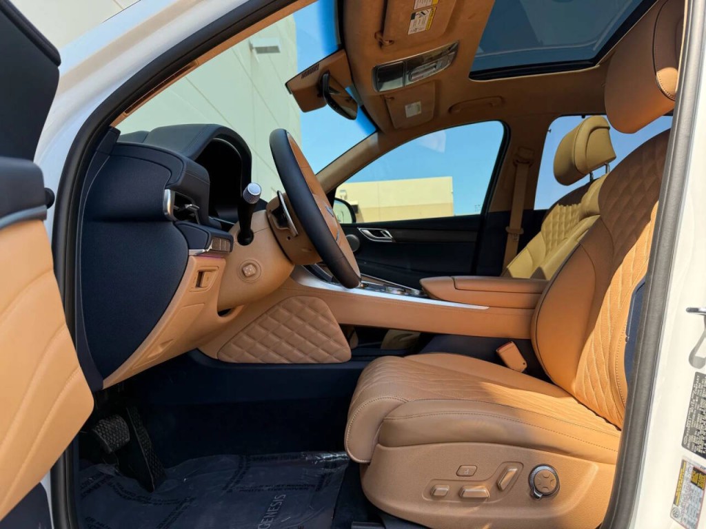2023 Genesis GV80 Image 9
