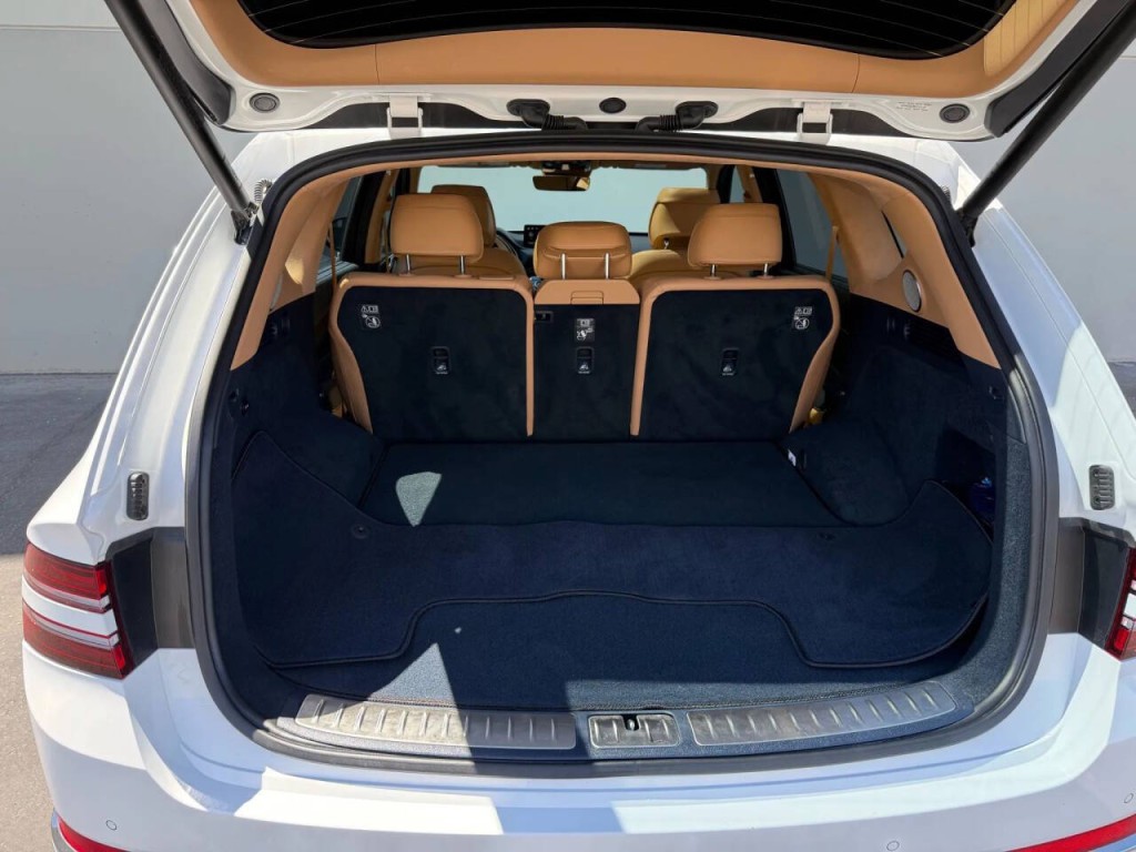 2023 Genesis GV80 Image 22
