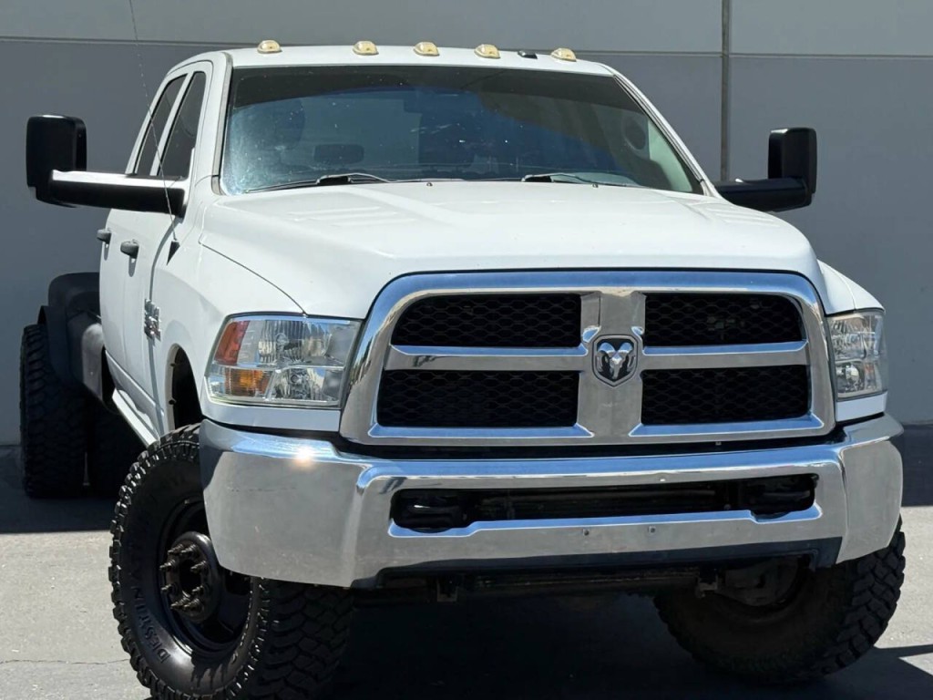 2014 RAM 3500 Image 1