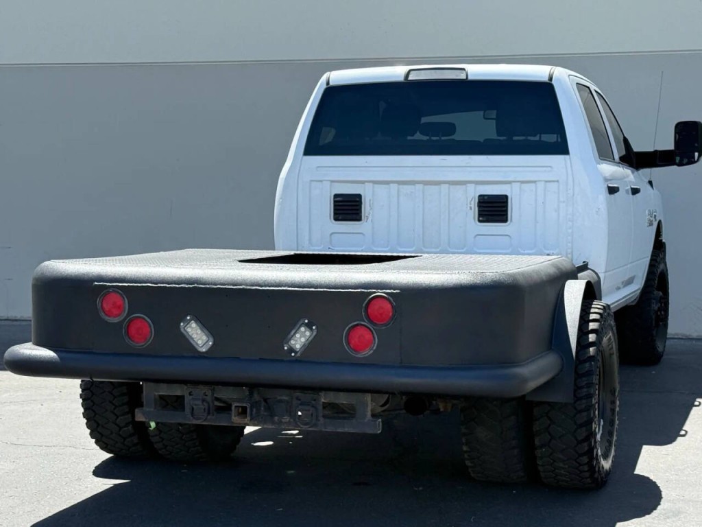 2014 RAM 3500 Image 8
