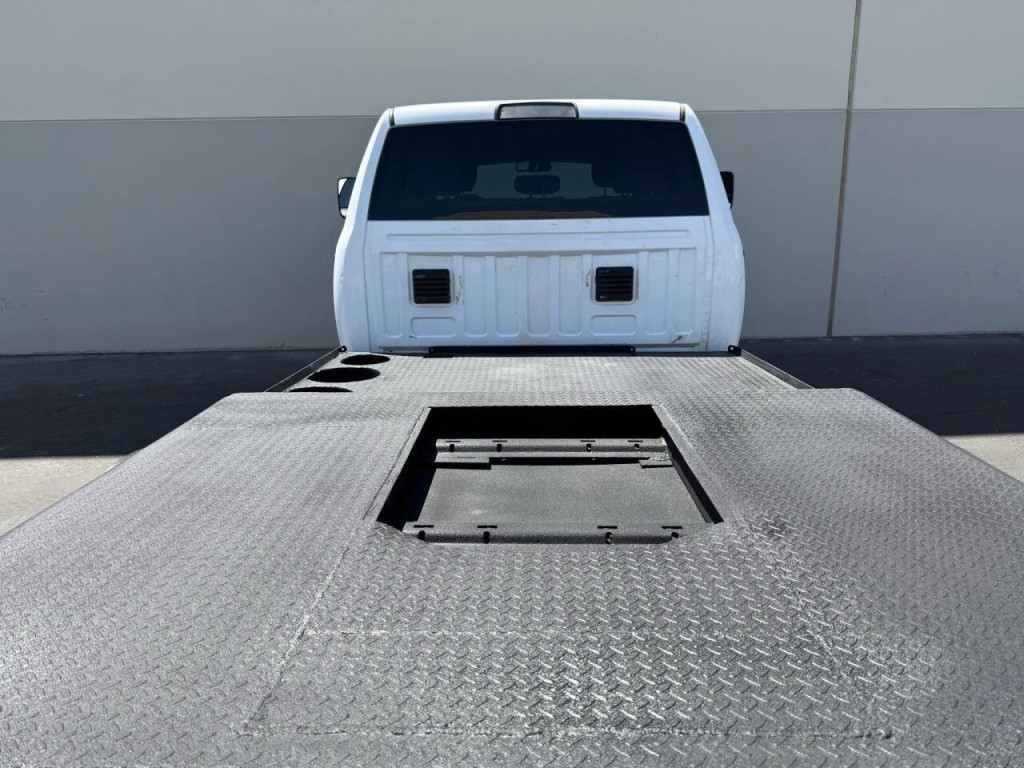 2014 RAM 3500 Image 21