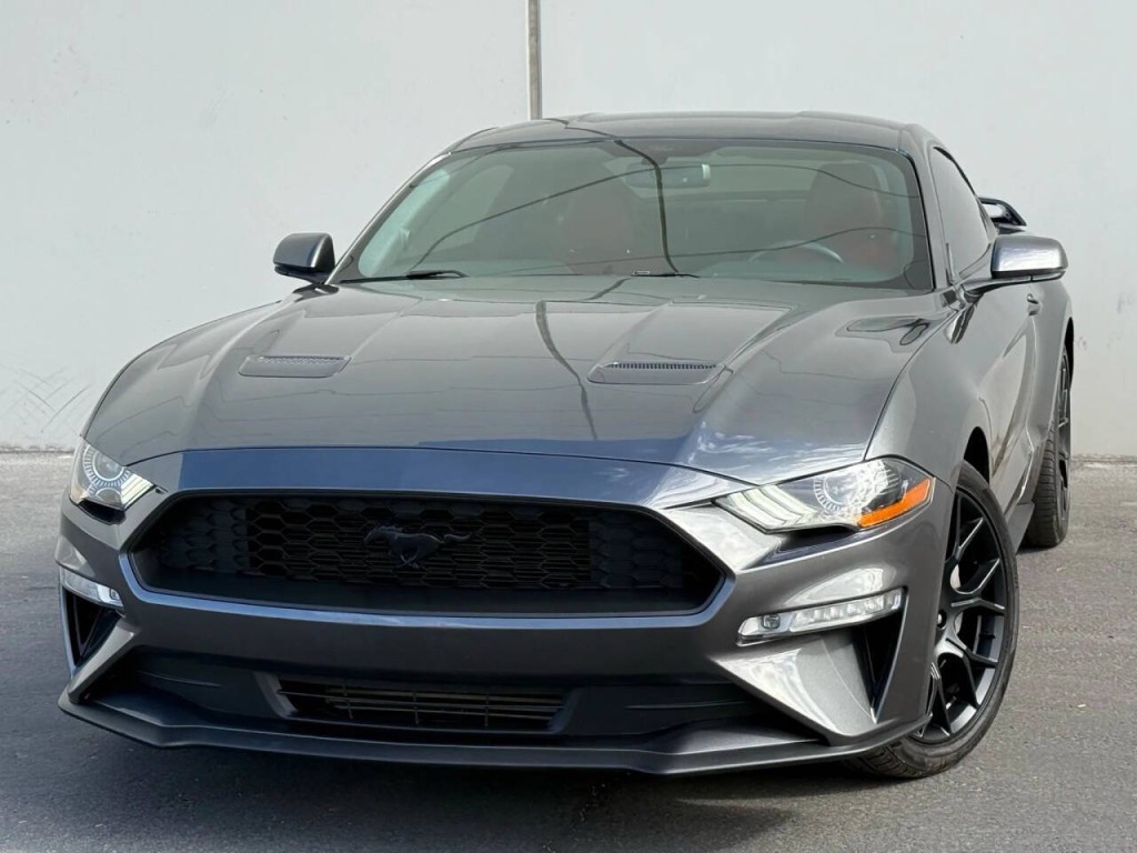 2018 Ford Mustang Image 3
