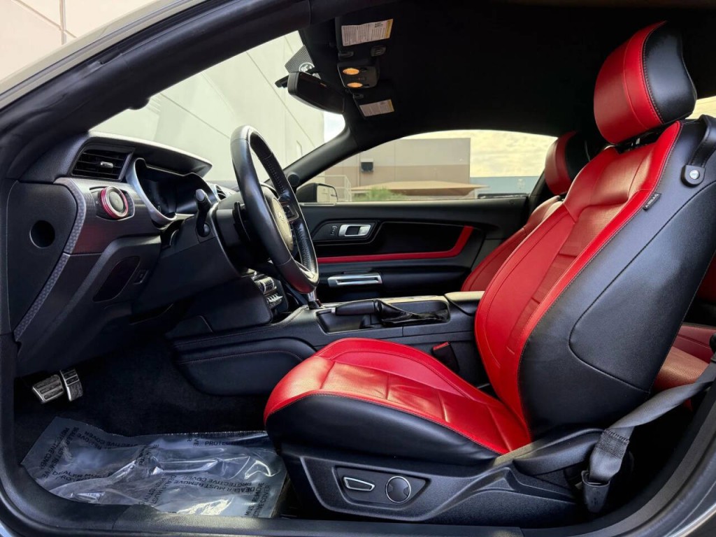 2018 Ford Mustang Image 9