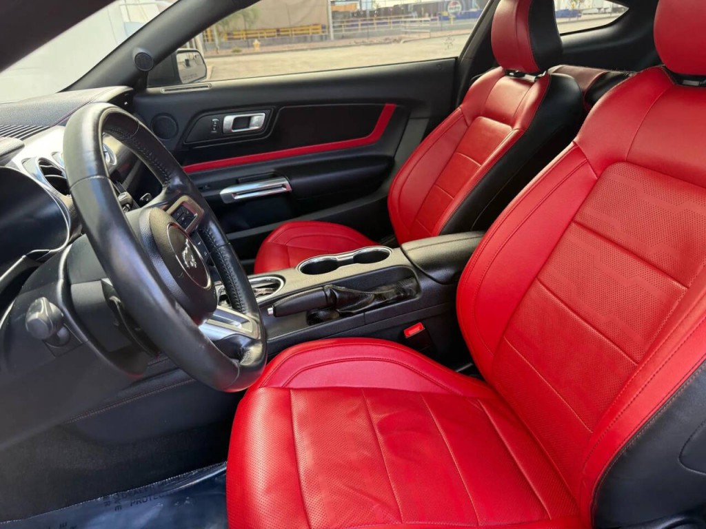 2018 Ford Mustang Image 11