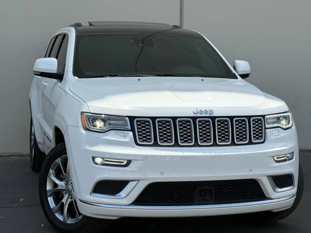 2020 Jeep Grand Cherokee Image 1