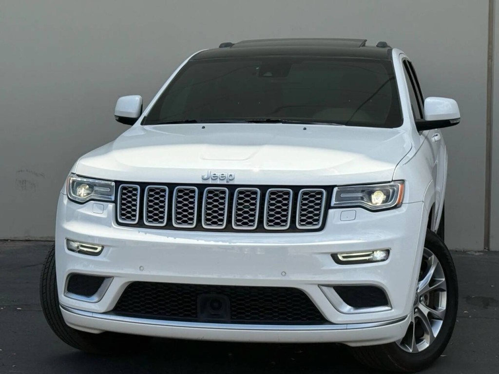2020 Jeep Grand Cherokee Image 3