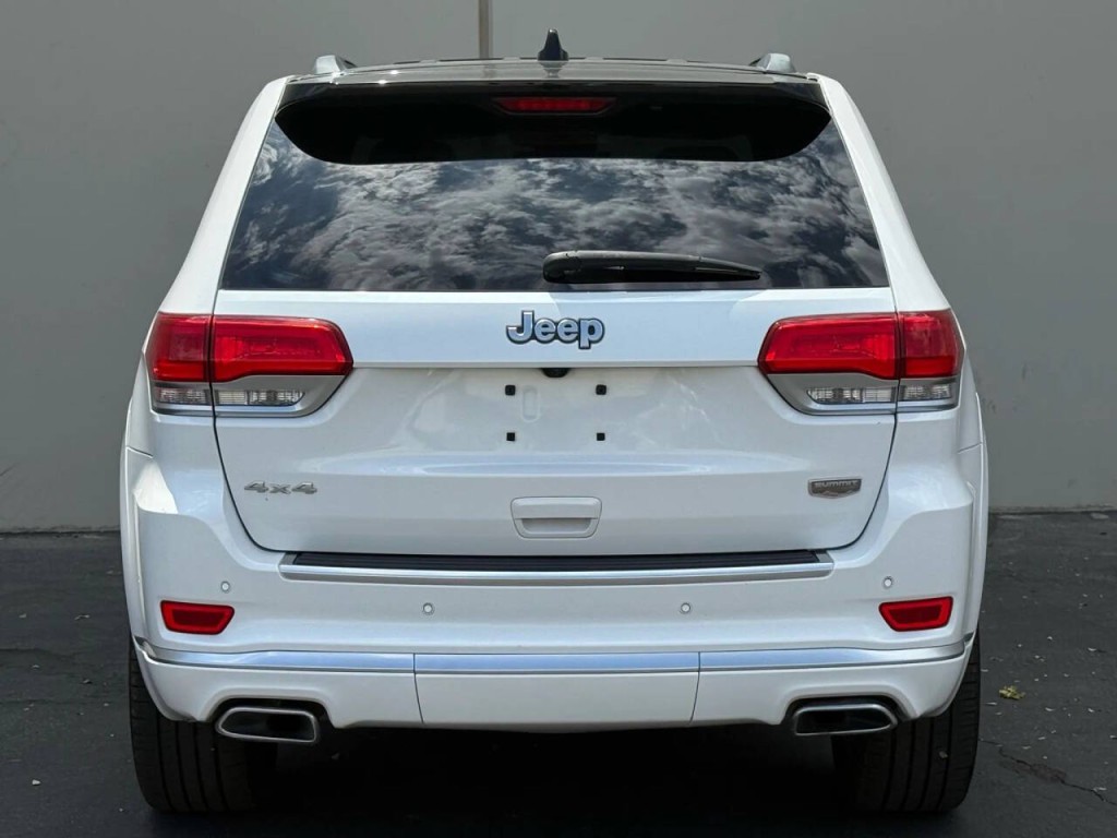 2020 Jeep Grand Cherokee Image 5