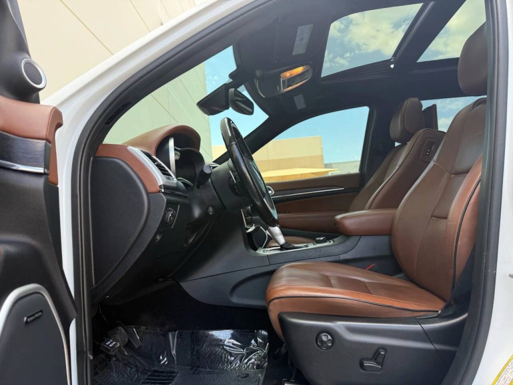 2020 Jeep Grand Cherokee Image 9