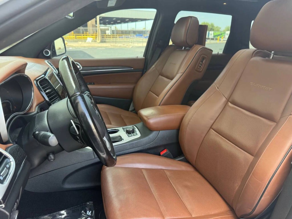 2020 Jeep Grand Cherokee Image 10