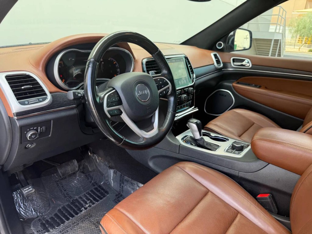 2020 Jeep Grand Cherokee Image 11