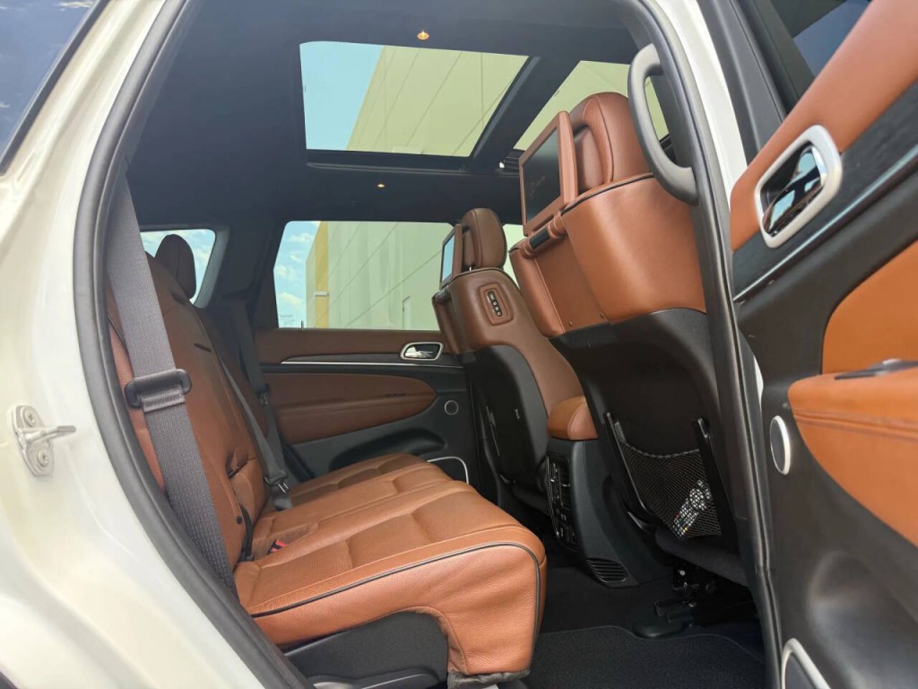 2020 Jeep Grand Cherokee Image 18