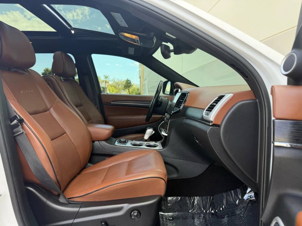 2020 Jeep Grand Cherokee Image 20