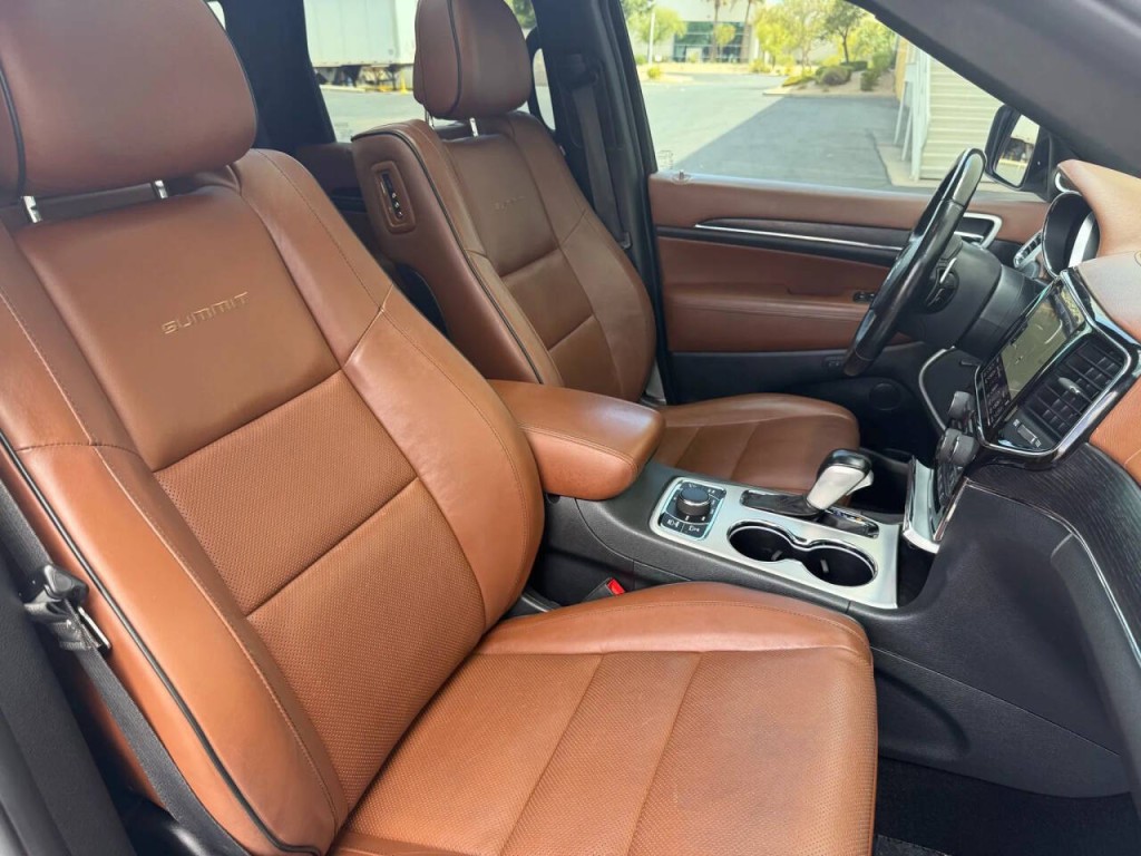 2020 Jeep Grand Cherokee Image 22