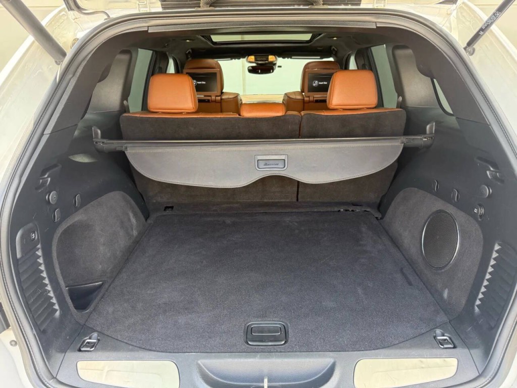 2020 Jeep Grand Cherokee Image 25