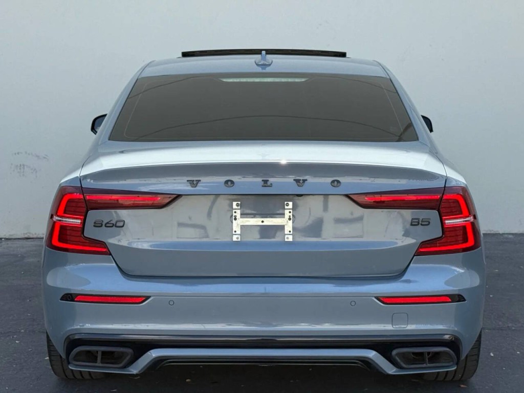 2022 Volvo S60 Image 7