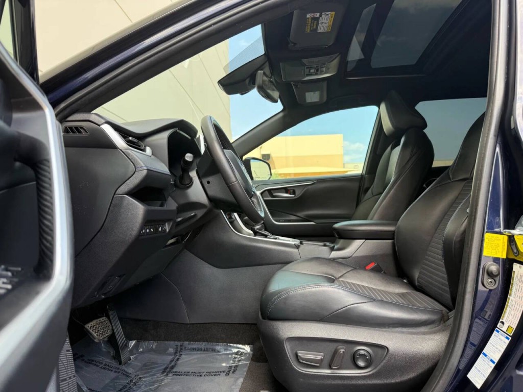 2021 Toyota Rav4 Image 9
