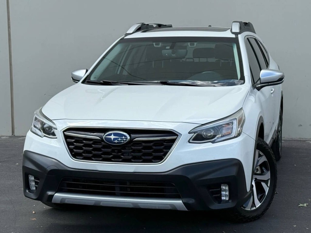 2022 Subaru Outback Image 3