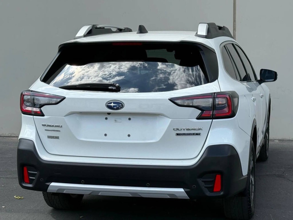 2022 Subaru Outback Image 6