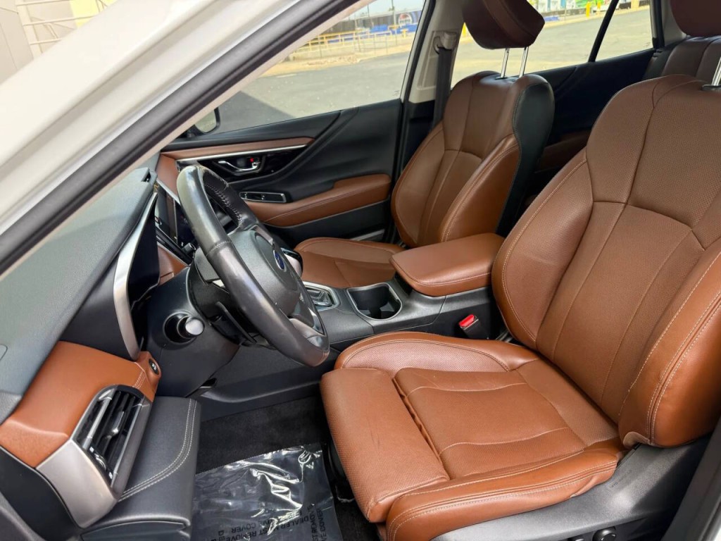 2022 Subaru Outback Image 10