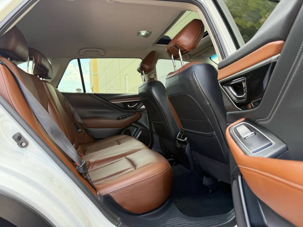 2022 Subaru Outback Image 18