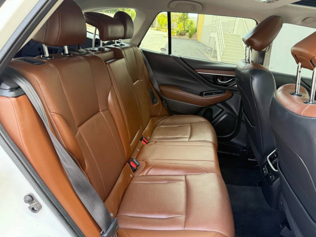 2022 Subaru Outback Image 19