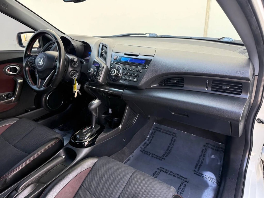 2015 Honda CR-Z Image 12