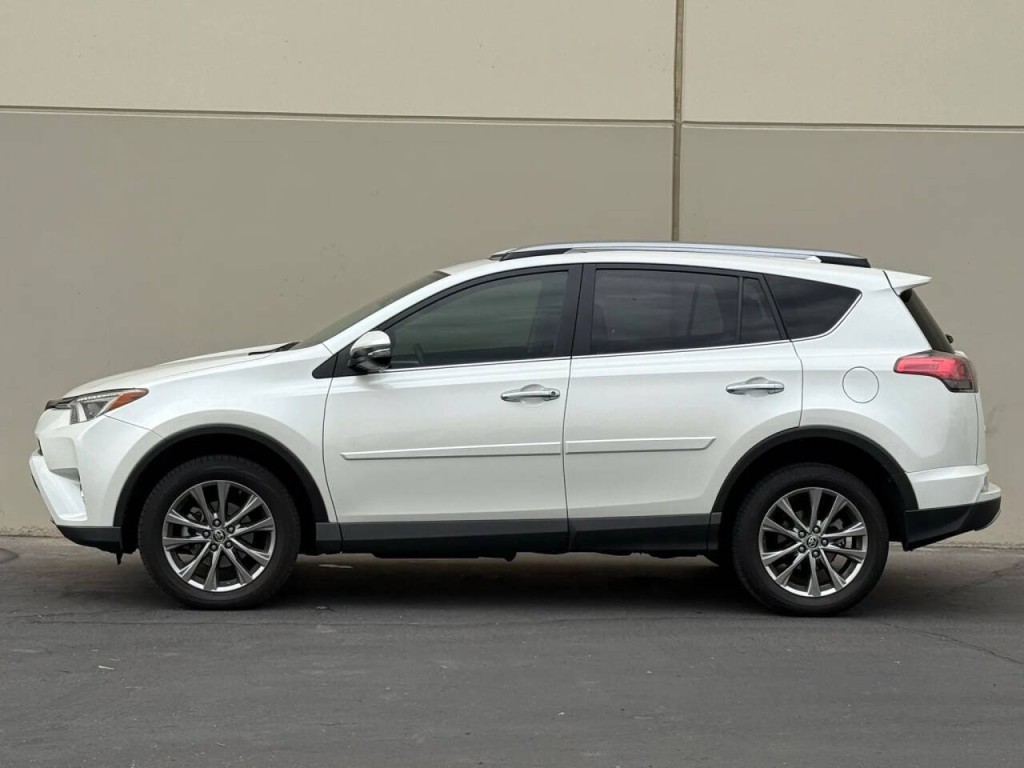 2018 Toyota Rav4 Image 5