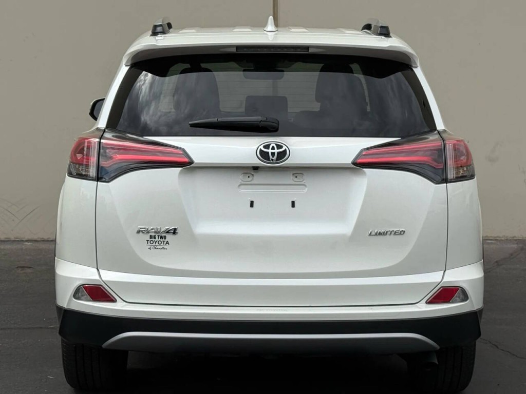 2018 Toyota Rav4 Image 7