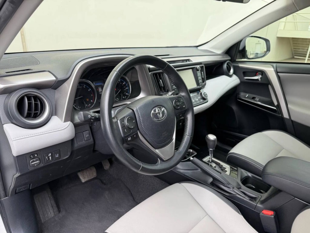 2018 Toyota Rav4 Image 11