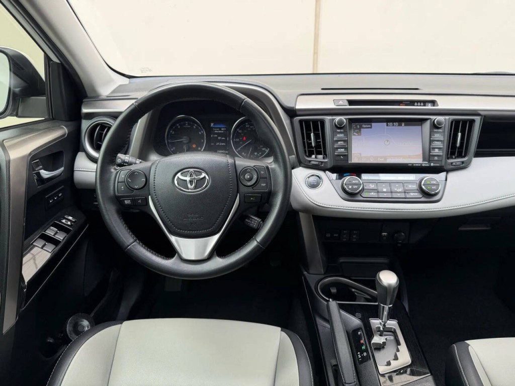 2018 Toyota Rav4 Image 12