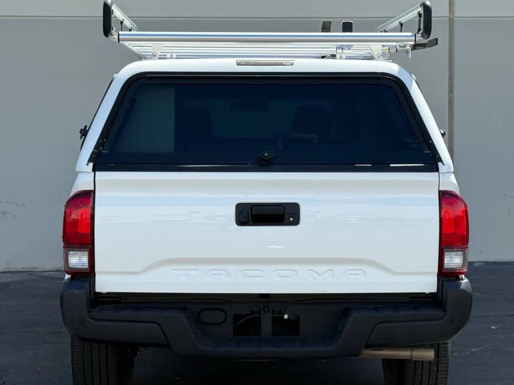 2021 Toyota Tacoma Image 7