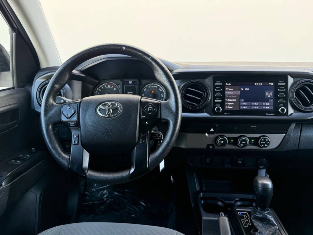 2021 Toyota Tacoma Image 12