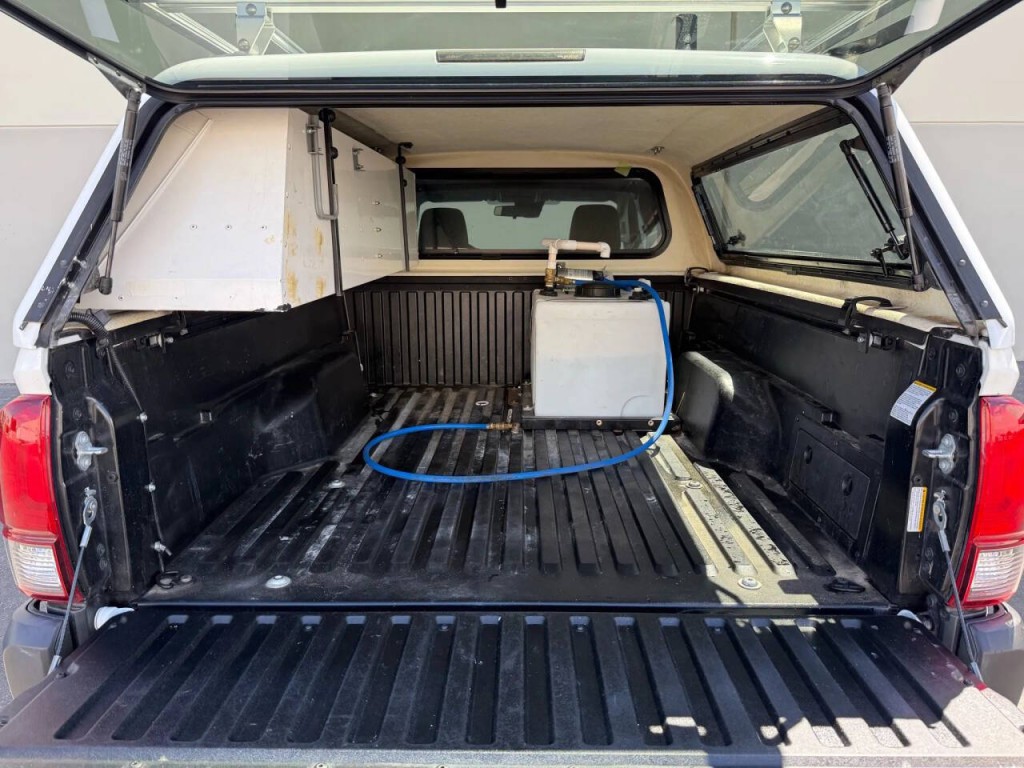 2021 Toyota Tacoma Image 18