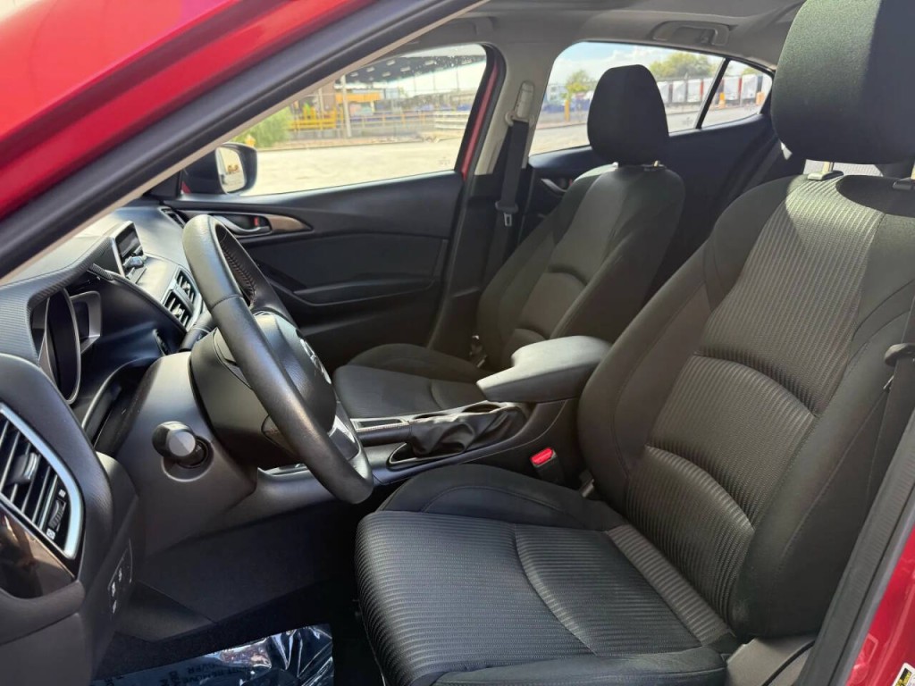 2014 Mazda Mazda3 Image 10