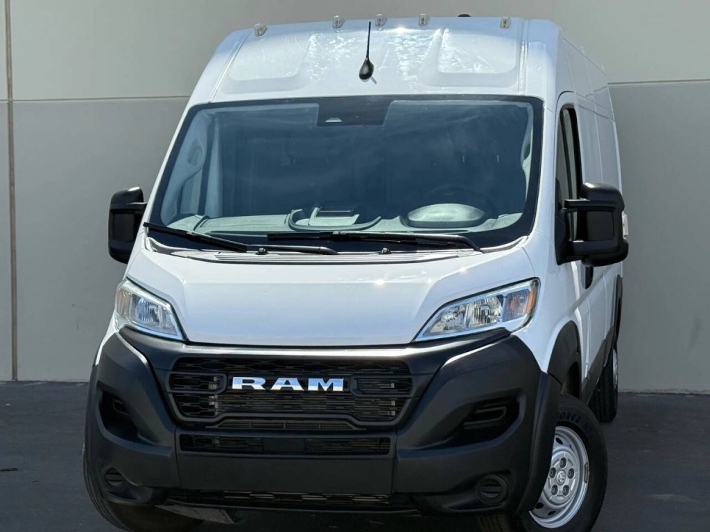 2023 RAM Promaster Image 3